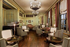 Le Dokhan's, Paris Arc de Triomphe, a Tribute Portfolio Hotel