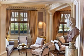 Le Dokhan's, Paris Arc de Triomphe, a Tribute Portfolio Hotel