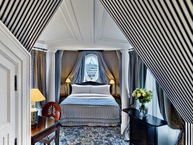 Le Dokhan's, Paris Arc de Triomphe, a Tribute Portfolio Hotel