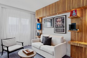 Le Meridien Etoile