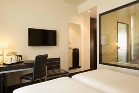 Le M Hotel Paris