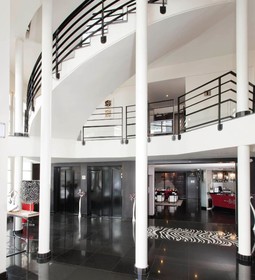 Le M Hotel Paris