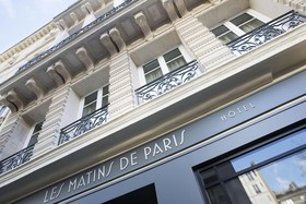 Les Matins de Paris