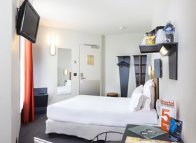 Libertel Canal St Martin