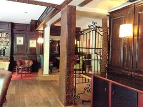Hotel London