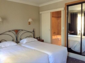 Hotel London