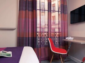 Mercure Paris Montparnasse Raspail Hotel