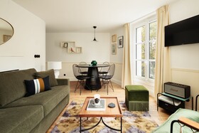 My Maison In Paris - Louvre