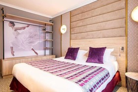 Hotel Nude Paris
