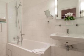 Hotel Nude Paris