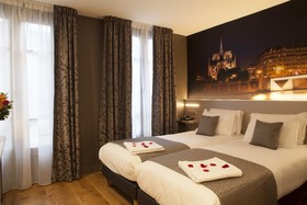 Hotel Theoreme