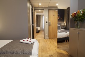 Hotel Theoreme