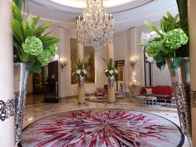 Hotel Plaza Athenee