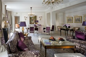 Hotel Plaza Athenee