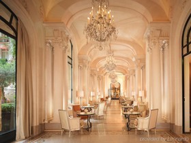 Hotel Plaza Athenee