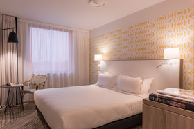 Hotel The Originals Paris Maison Montmartre