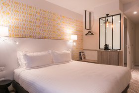 Hotel The Originals Paris Maison Montmartre