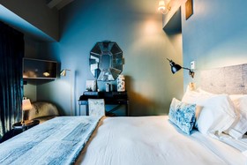 Rayz Private Suites