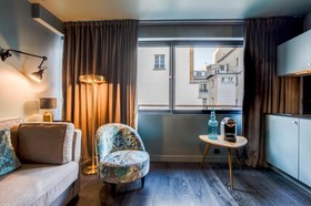 Rayz Private Suites