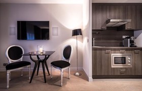 Rayz Private Suites