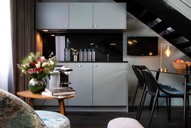 Rayz Private Suites