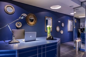 Rayz Private Suites
