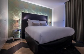 Rayz Private Suites