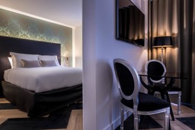 Rayz Private Suites