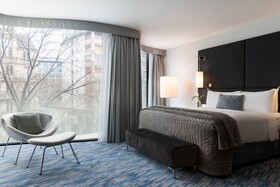 Renaissance Paris Arc de Triomphe Hotel