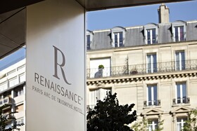 Renaissance Paris Arc de Triomphe Hotel