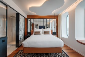 Renaissance Paris Republique Hotel