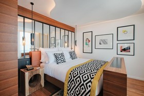 Renaissance Paris Republique Hotel