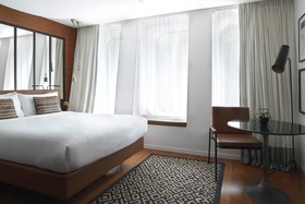 Renaissance Paris Republique Hotel
