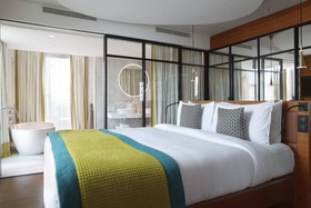 Renaissance Paris Republique Hotel