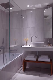 Renaissance Paris Republique Hotel