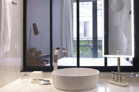 Renaissance Paris Republique Hotel