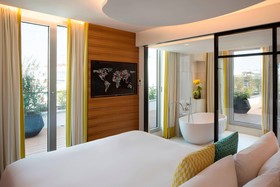 Renaissance Paris Republique Hotel