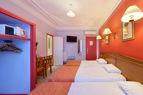 Hotel Richmond Gare du Nord