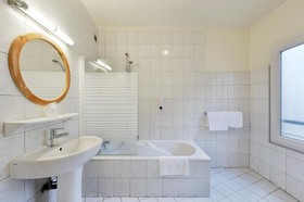 Hotel Richmond Gare du Nord