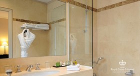 Hotel Royal Saint Honore