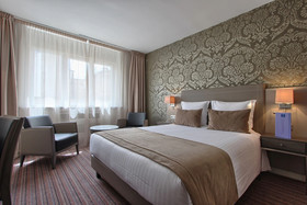 Timhotel Opéra Blanche Fontaine
