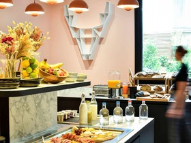 Tribe Paris Batignolles