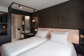 Tribe Paris Batignolles