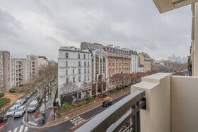 Yuna Porte Maillot
