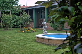 Hotel Jardins Epone