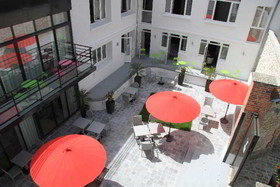 Hotel Le Cesar