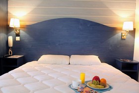 Hotel Bleu France