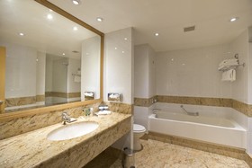 Hilton Paris Charles de Gaulle Airport
