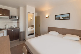 Zenitude Hotel-Residences Versailles Saint Cyr L Ecole