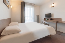 Zenitude Hotel-Residences Versailles Saint Cyr L Ecole
